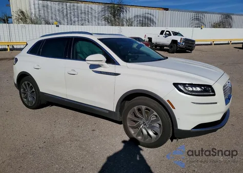 2023 Lincoln Nautilus Reserve z USA, uszkodzony, nr VIN 2LMPJ8K96PBL13231